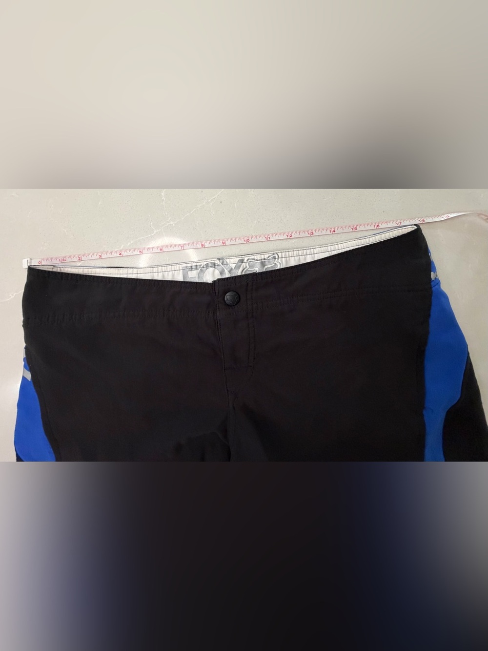 Fox Racing Black & Royal Blue Colorblock Swim Board Shorts, Juniors 11 - Picture 9 of 12